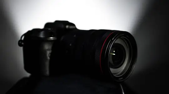 キヤノン、ビデオ向けフルサイズカメラ「EOS R6 V」準備中！2026年5月13日発表へ、価格約2,500ドル