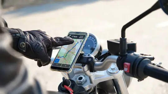 Sygic 26.4 tuo moottoripyöräreitit Android Autoon ja CarPlayhin