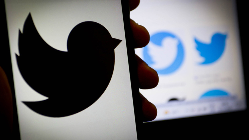 Илон Маск просит работников Twitter приостановить создание новых функций