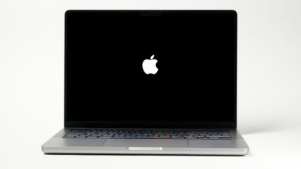 Огромный MacBook Air представят в июне и получит SoC Apple M2