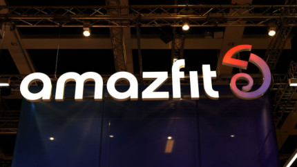 В РФ поступили в продажу сверхзащищённые смарт-часы Amazfit Falcon