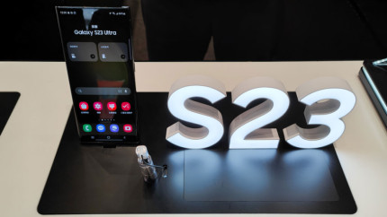 Новые смартфоны Samsung Galaxy S23 стали дешевле