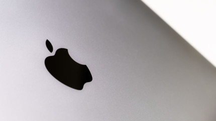 Apple начала рассылать свою гарнитуру Vision Pro разработчикам