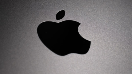 Энтузиаст испытал планшет Apple iPad 10 на прочность
