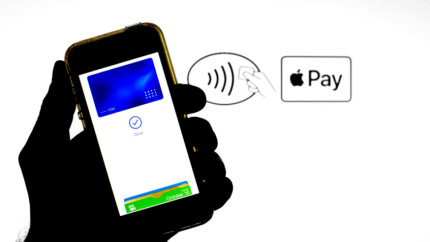 Стало известно, чем пользуются российские пользователи вместо Apple Pay и Google Pay