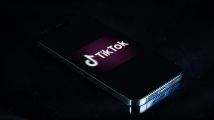 Теперь пользователи планшетов на Android смогут смотреть TikTok горизонтально