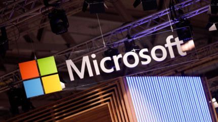 Компания Microsoft вынуждает пользователей Windows 10 платить деньги