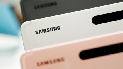 Компания Samsung создает складной планшет Galaxy Z Tab