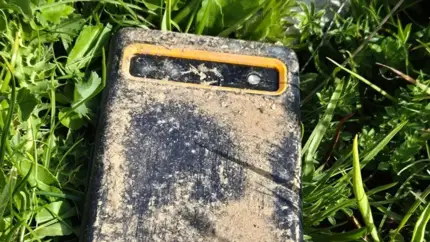 Такой телефон не страшно потерять: Pixel 6a полгода пролежал в грязи и сохранил работоспособность