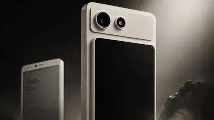 Смартфон Hisense A10 получил e-paper экран и съёмный LCD-дисплей