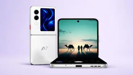 Бюджетная раскладушка AI+ Nova Flip: $320 за большой дисплей и мощную батарею