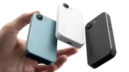 Представлен компактный смартфон в стиле iPhone с ёмкой батареей