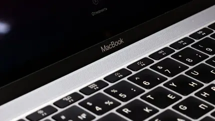 Apple планирует оснастить MacBook сенсорными экранами в ближайшие годы