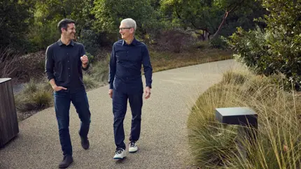Apple при новом CEO может увеличить расходы на сделки и ИИ