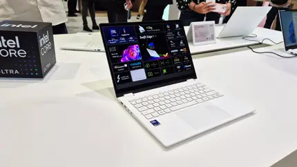OLED-дисплей и Core Ultra: новый премиальный ноутбук подойдет для мобильной жизни