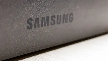 Samsung Display разрабатывает стекло CTG для складных экранов без выраженной складки