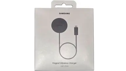 В сети опубликовали фото беспроводной зарядки Samsung повышенной мощности